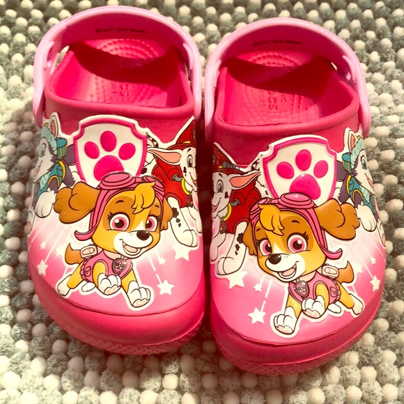 paw patrol crocs size 11